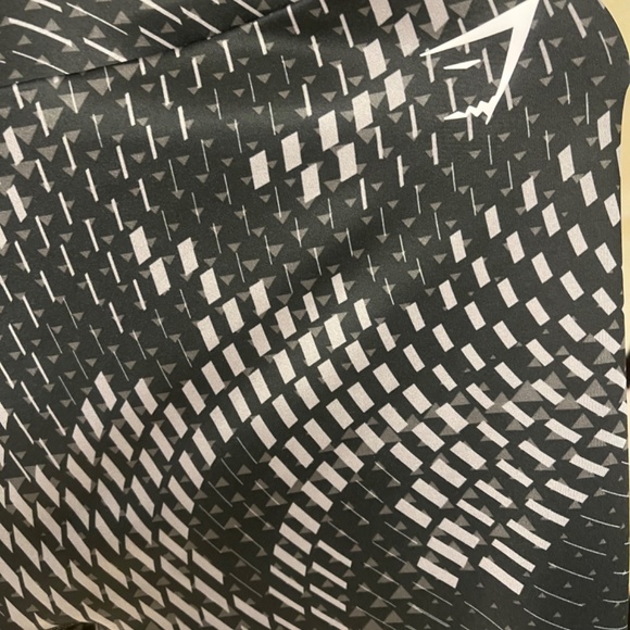 GYM SHARK Sport Running Leggings - Black Print - Picture 2 of 4